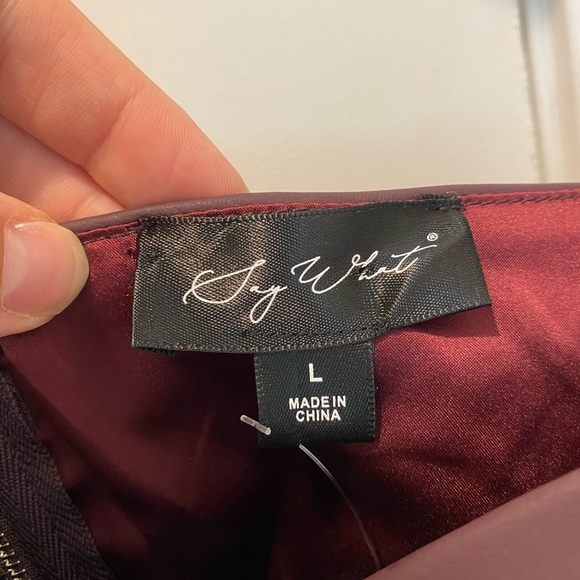 Pleather cut out crop top - Picture 3 of 5